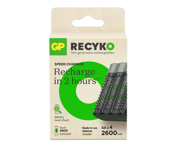 GP RECYKO M452 Akku-Schnellladegerät mit 4 wiederaufladbaren AA-Akkus 2600mAh